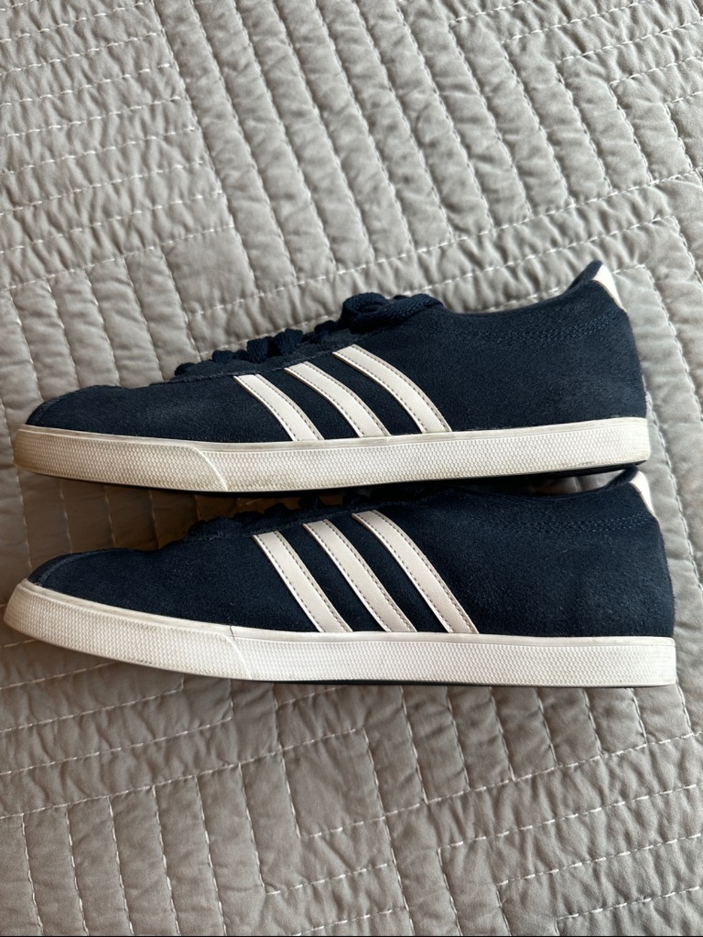 adidas Navy Suede Sneakers with White Stripes
Women’s size 9 - Picture 4 of 7
